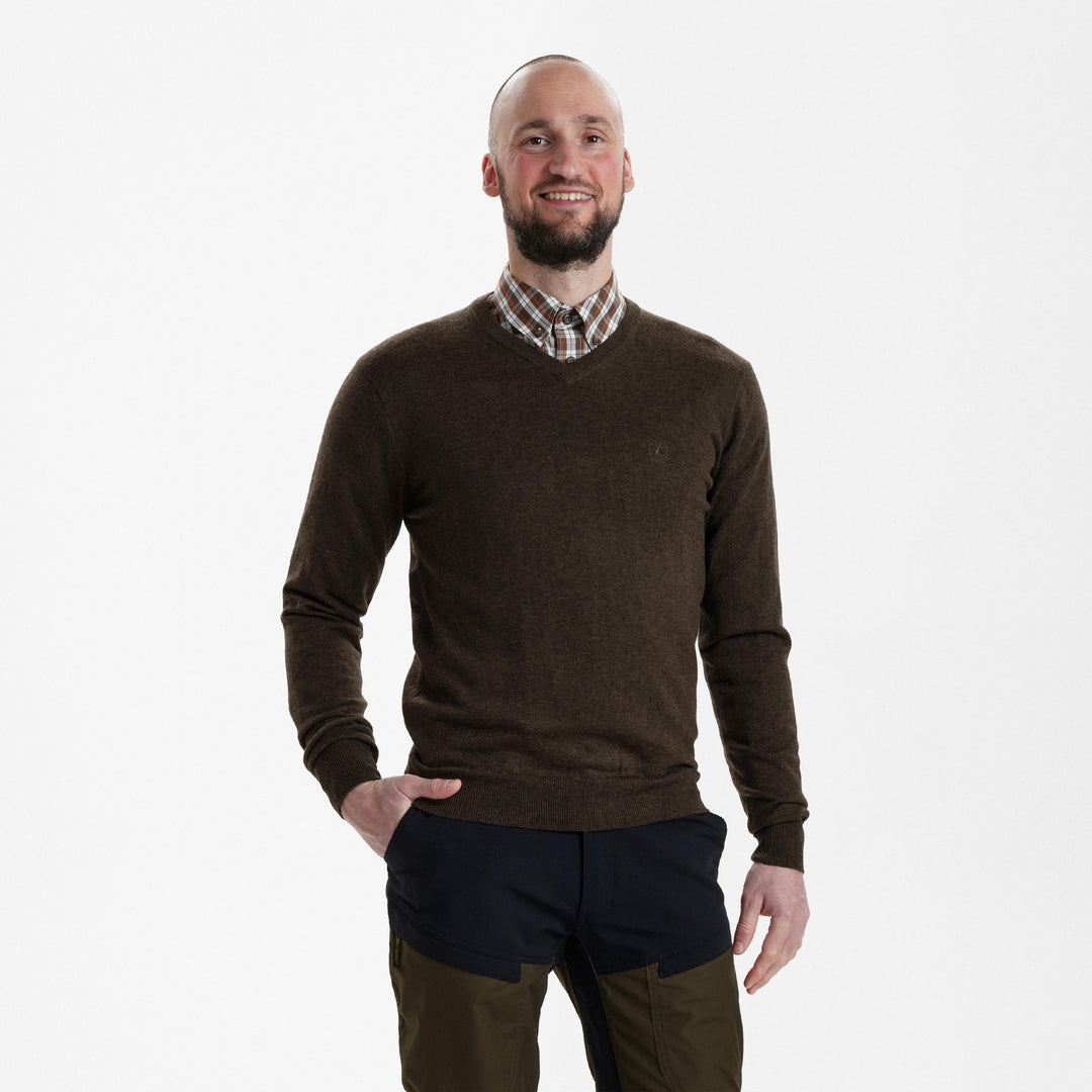 Deerhunter Kingston Knit with V-Neck Dark Elm