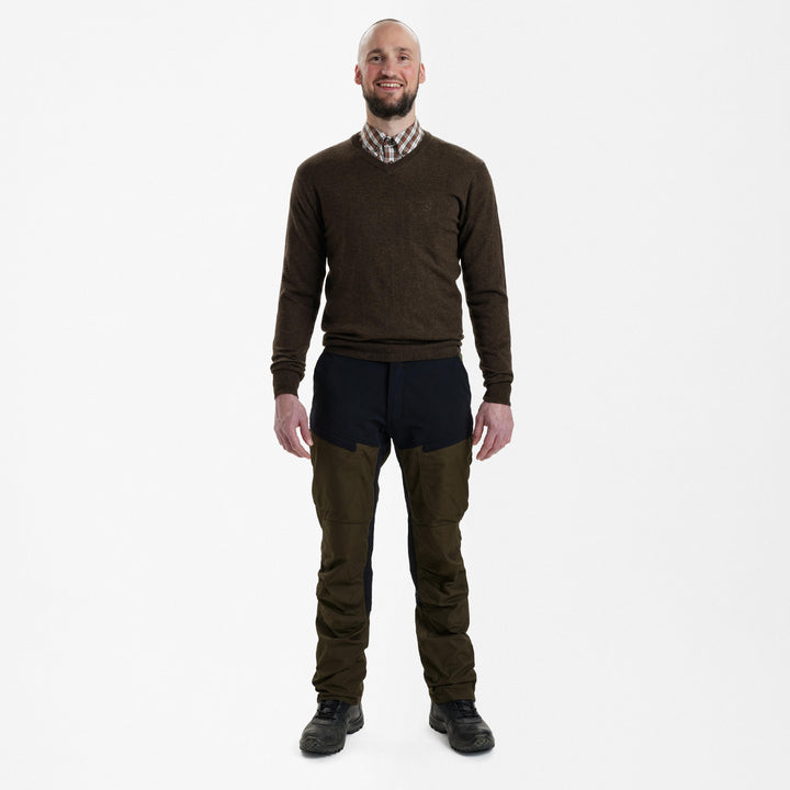 Deerhunter Kingston Knit with V-Neck Dark Elm