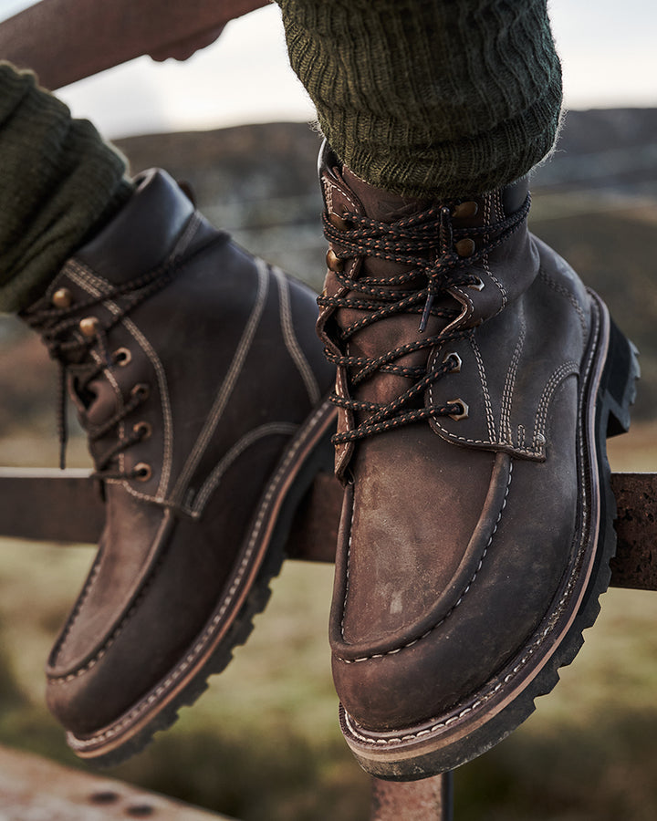 Hoggs Of Fife Shire (Kids) Waterproof Dealer Boot Brown Waxy